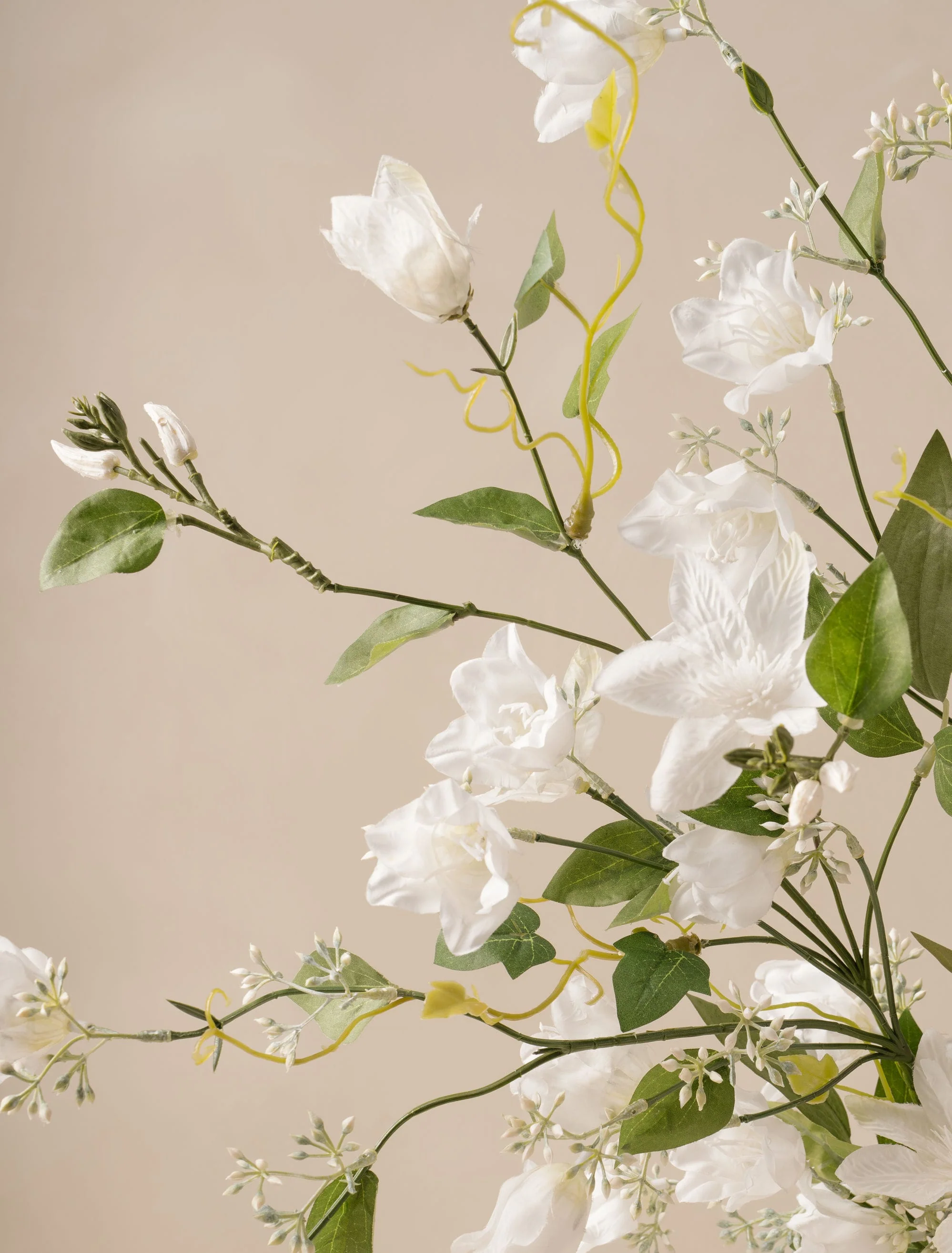 Faux Arrangement - Bell Flower & Clematis White - Image 3