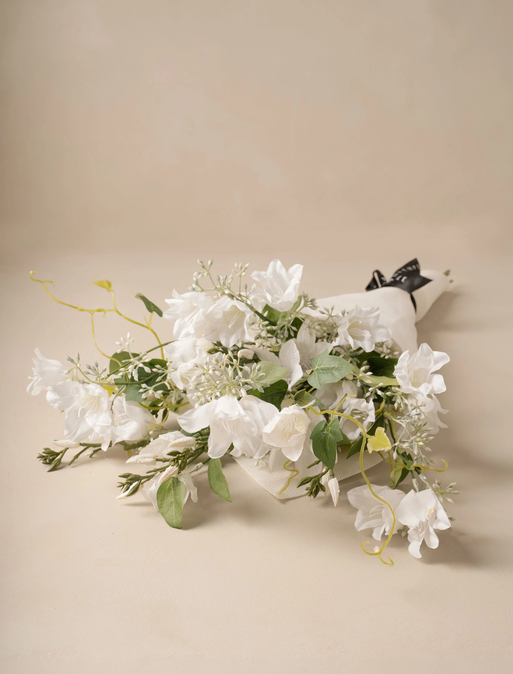 Faux Arrangement - Bell Flower & Clematis White - Image 5