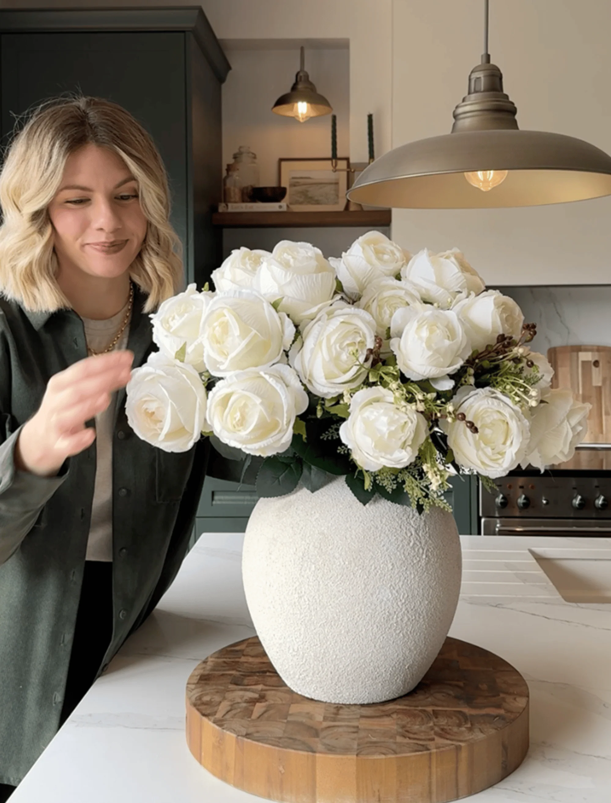Faux Large Rose Arrangement - White Ivory (3 Stems/21 Roses) - Image 4