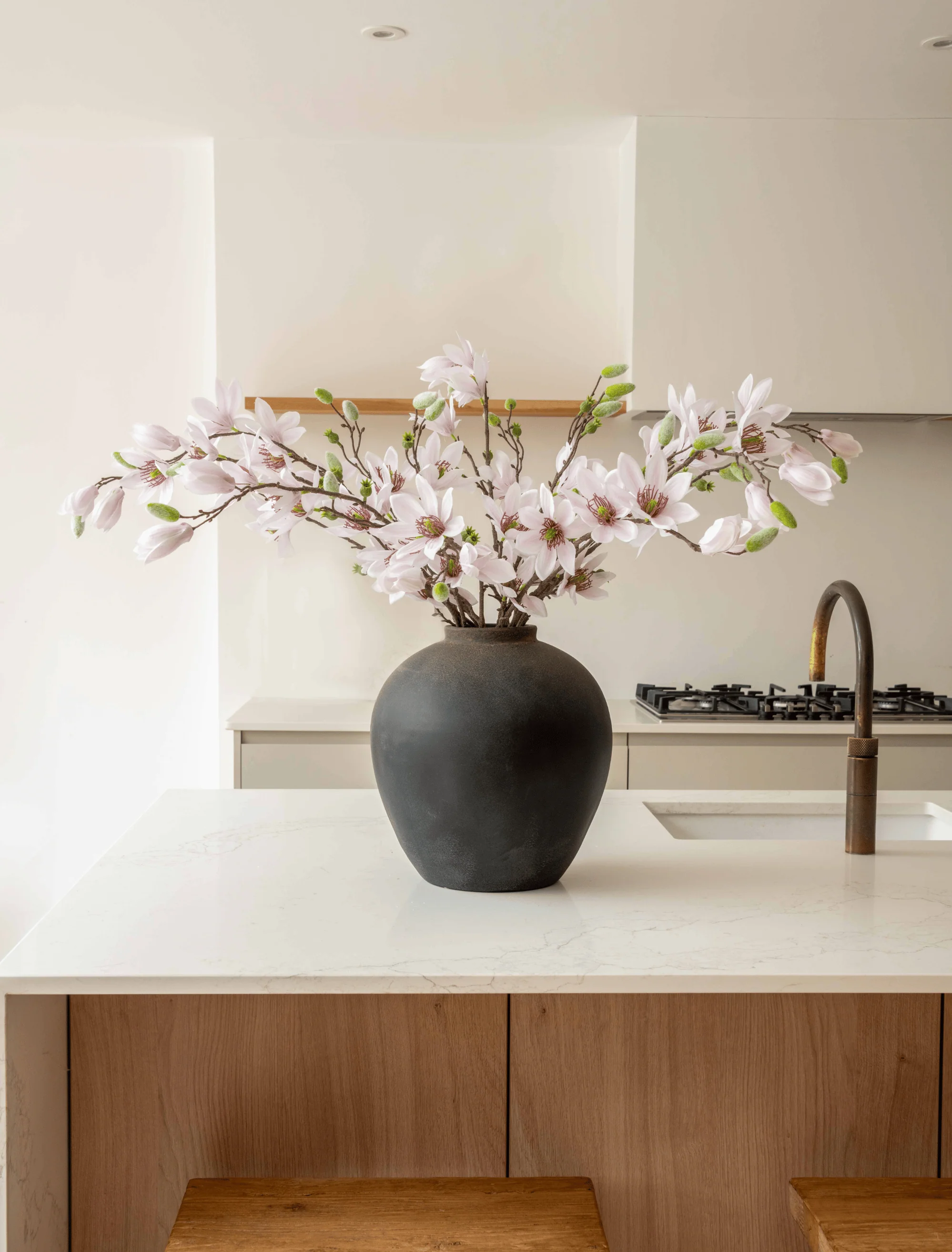 Faux Tall Magnolia - White (8 stems) - Image 2