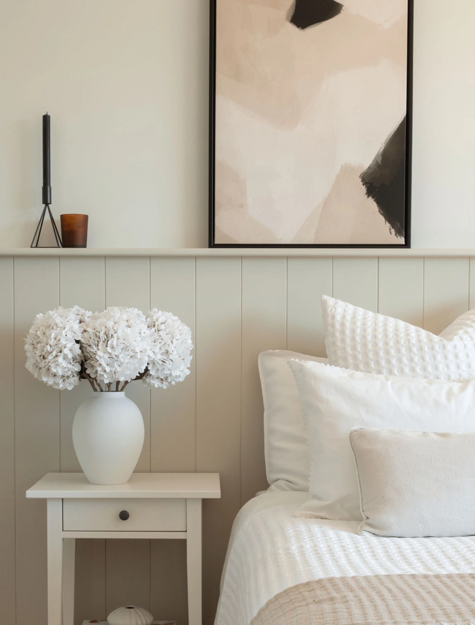 Large Faux Hydrangea - White (5 Stems) - Image 7